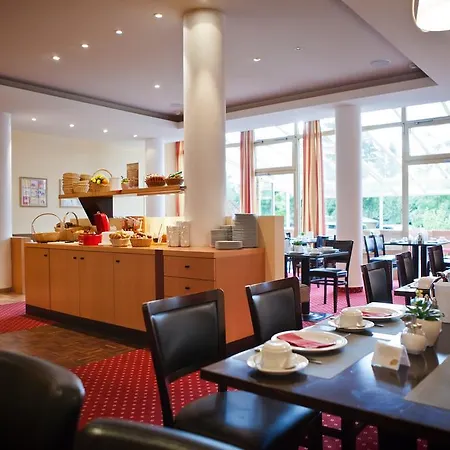 Am Jungfernstieg Guest house 3*